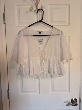 NWT American Eagle White Embroidered Peplum Tie Front Blouse Small Boho